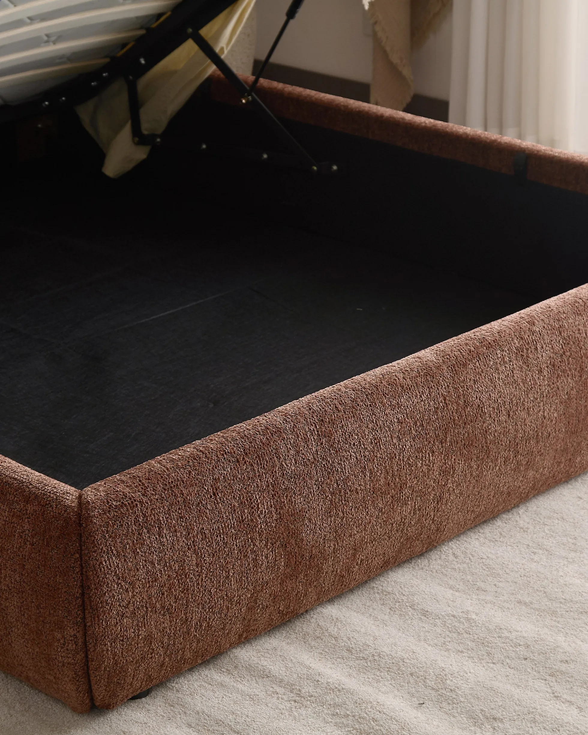 Cama de casal elevatória MONICA