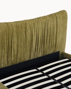 Cama de casal elevatória WIND